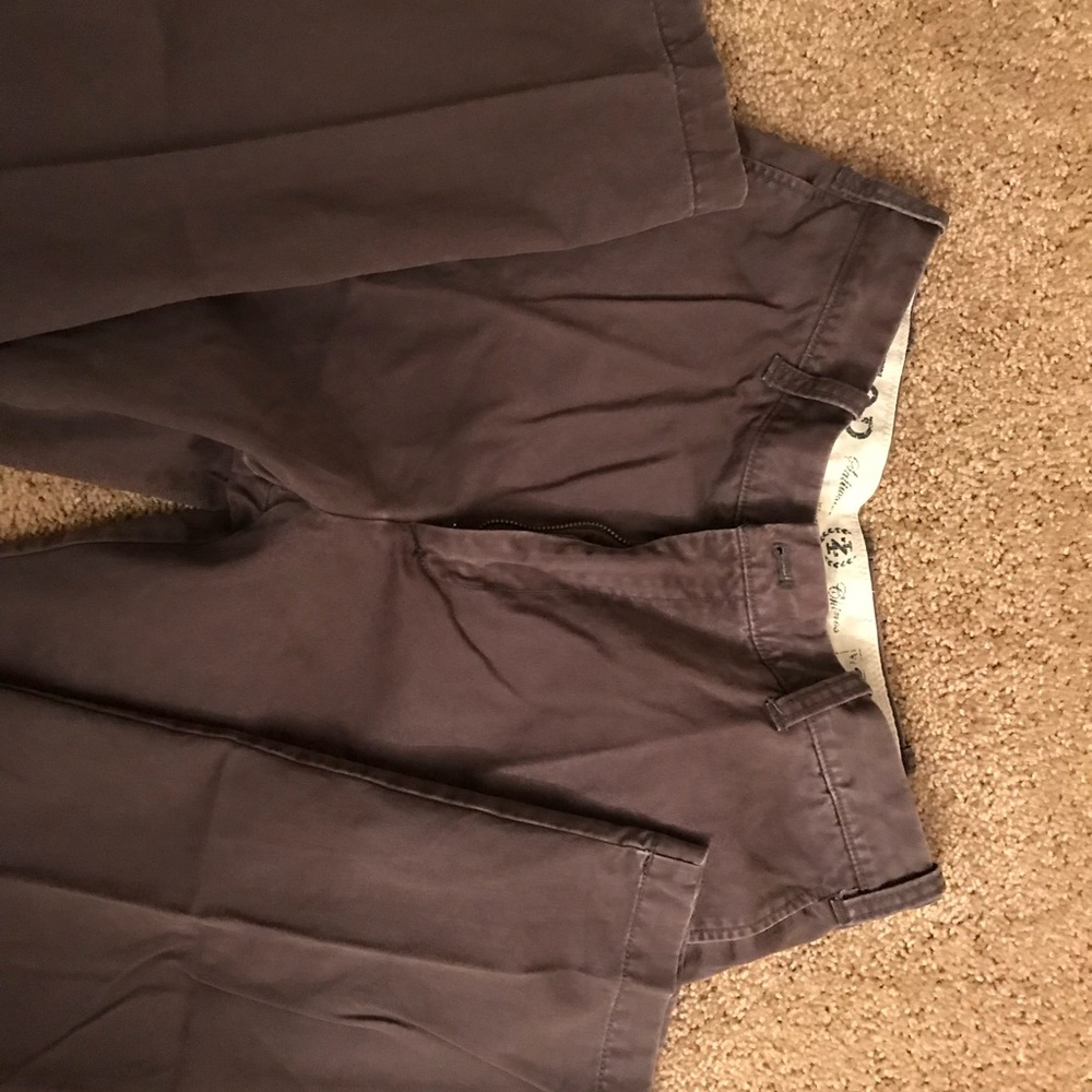 Izod Chinos